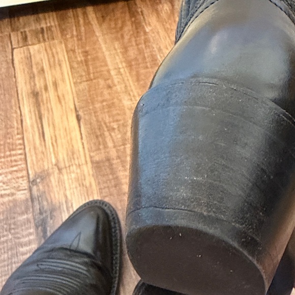 Lucchese Black Leather Cowboy Boots EUC - Picture 11 of 12